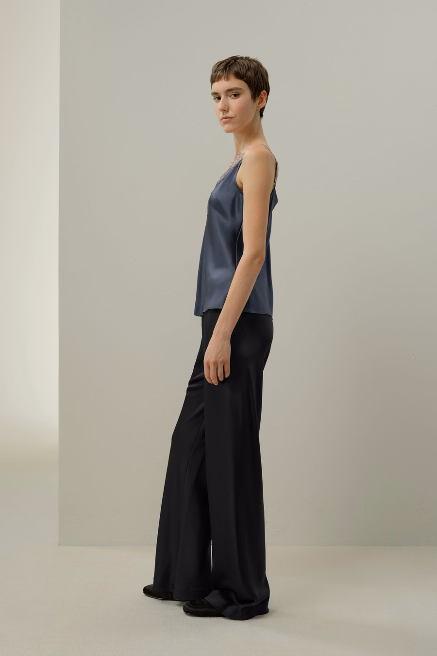 Camisole en soie avec dentelle
