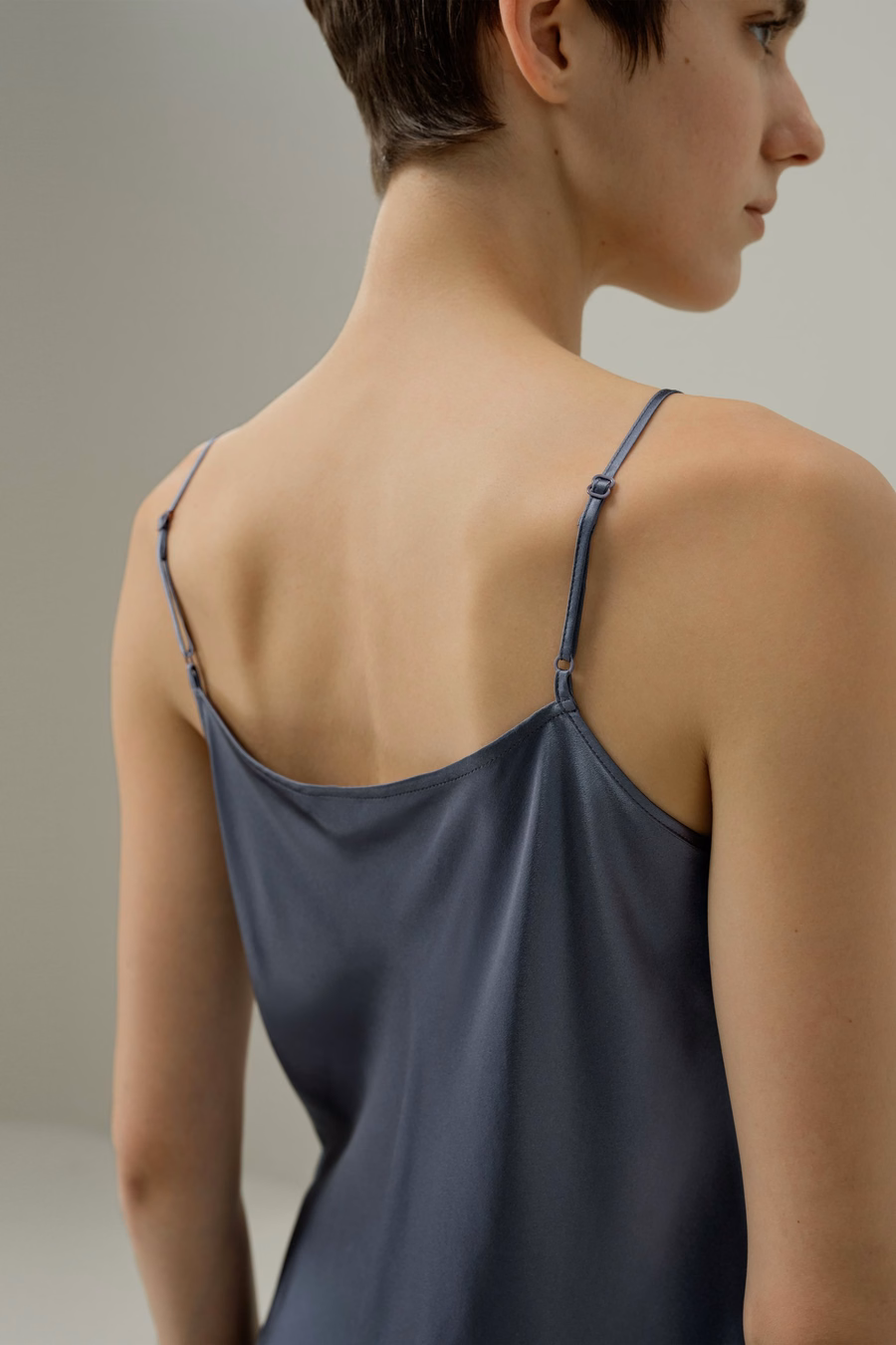 Camisole en soie avec dentelle