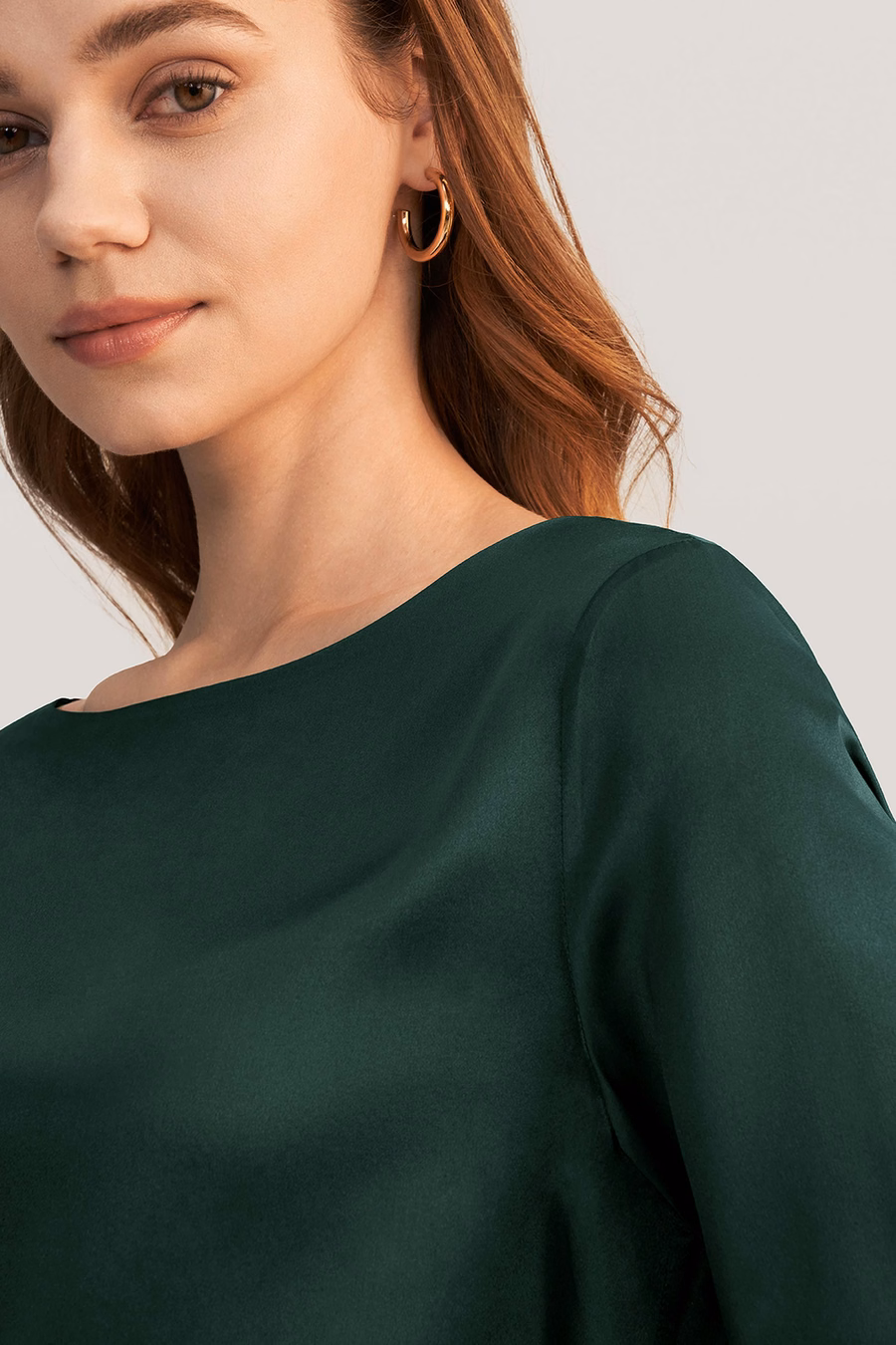 Blouse en soie à col bateau à manches 3/4