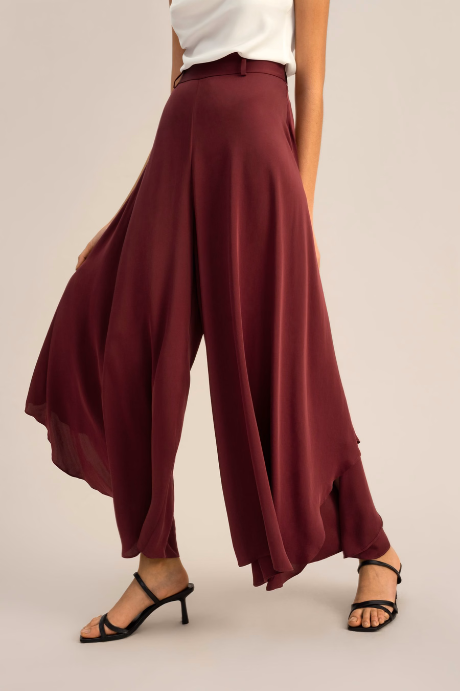 Pantalons en soie à jambes larges
