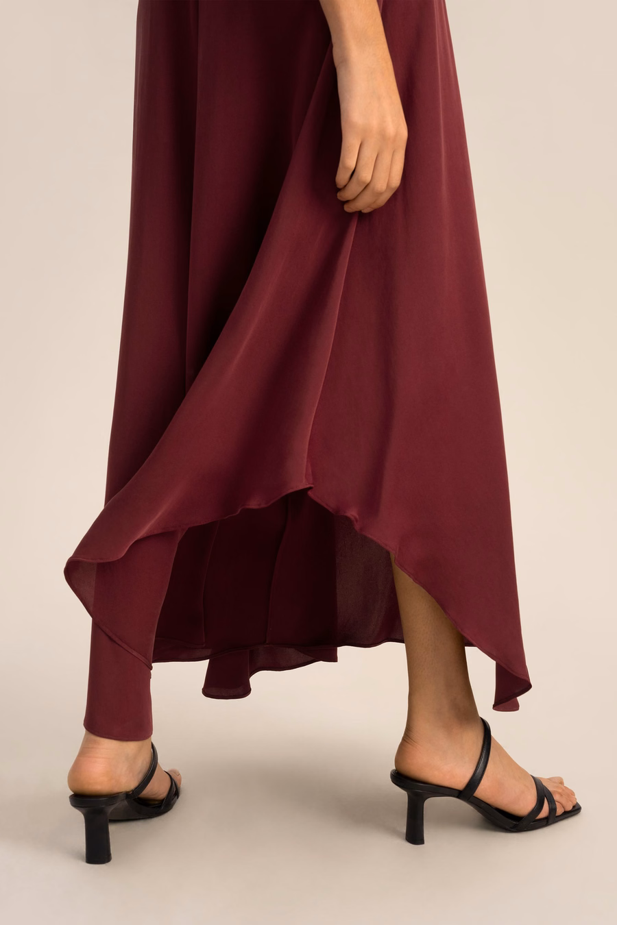 Pantalons en soie à jambes larges