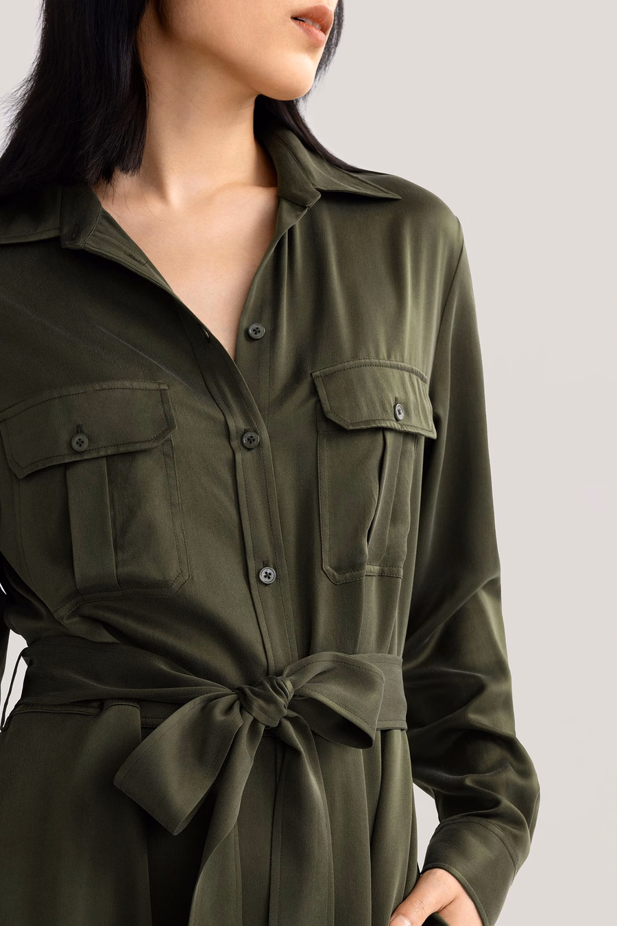 Robe trench en soie lavée à la main