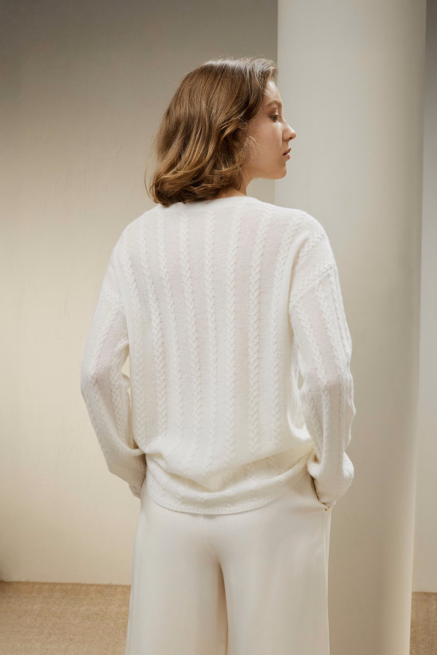 Pull en cachemire à mailles semi-transparentes