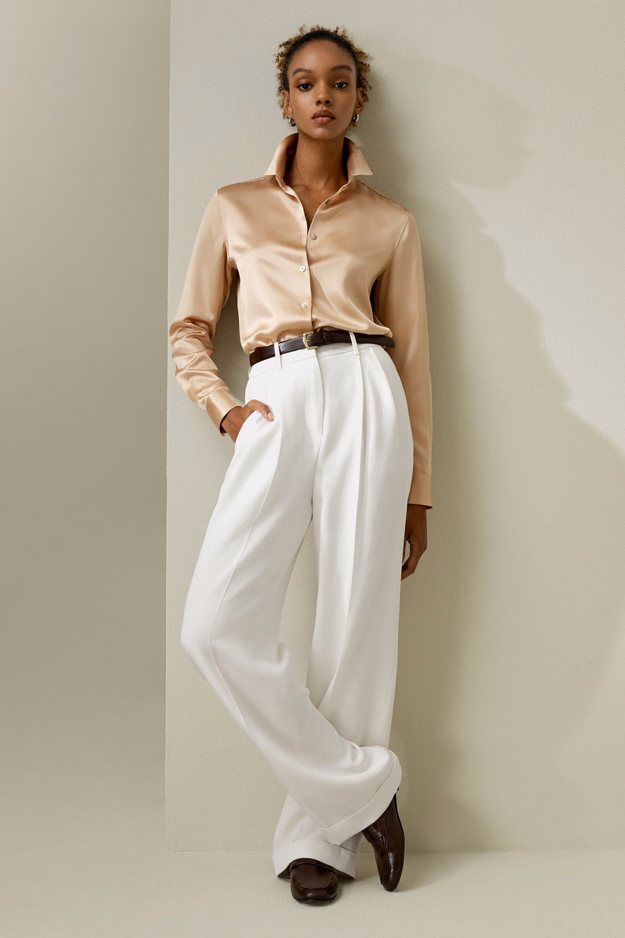 Chemise en Soie à Col Élargi