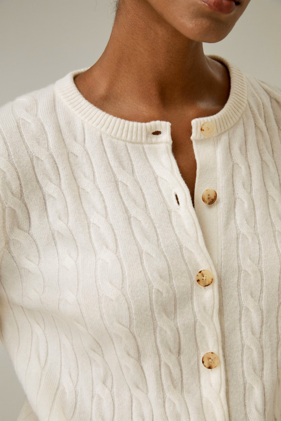 Cardigan en cachemire à torsades pour bébé