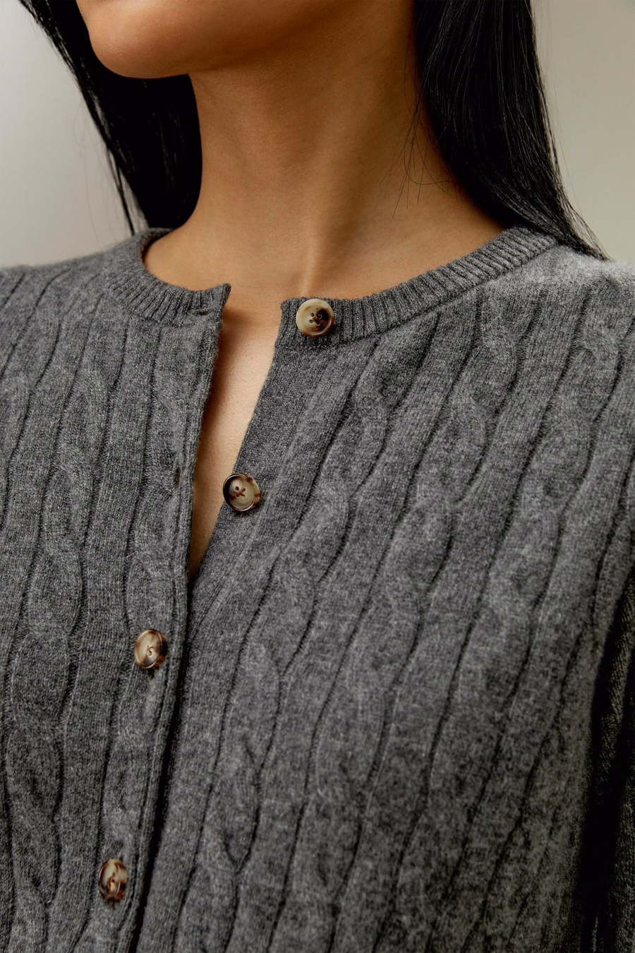 Cardigan en cachemire à torsades pour bébé