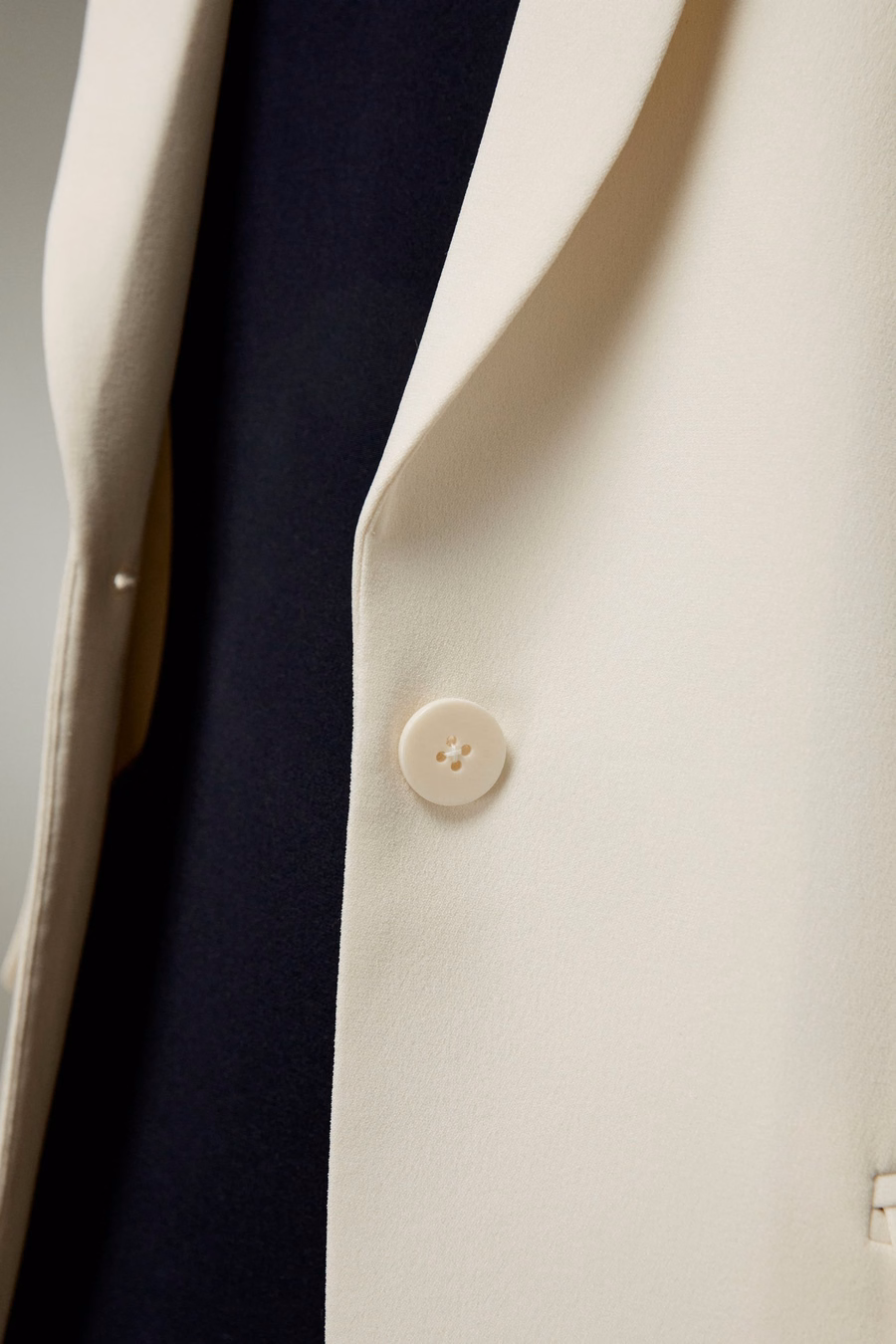 Veste en soie élégante