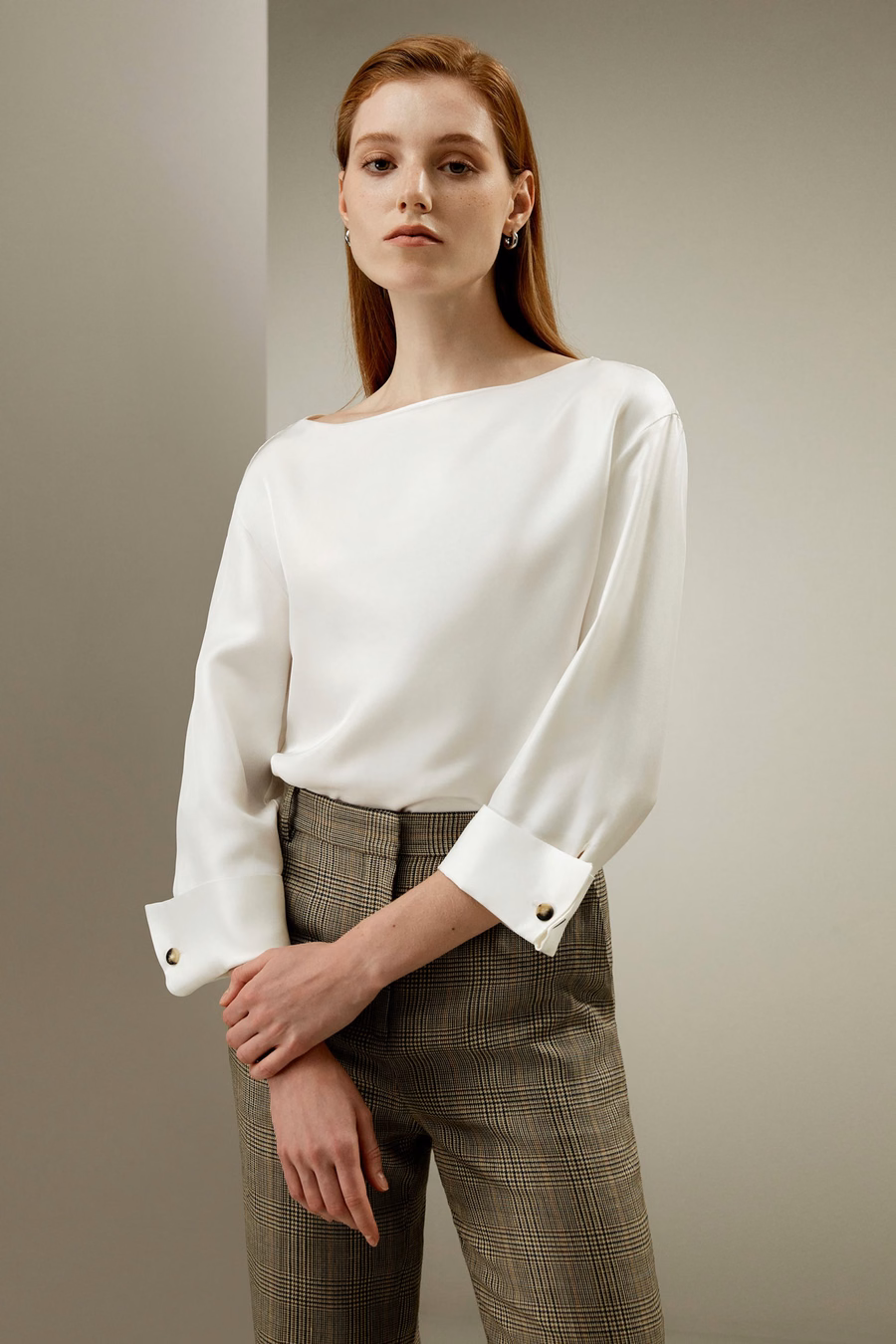 Blouse en soie twill avec encolure bateau