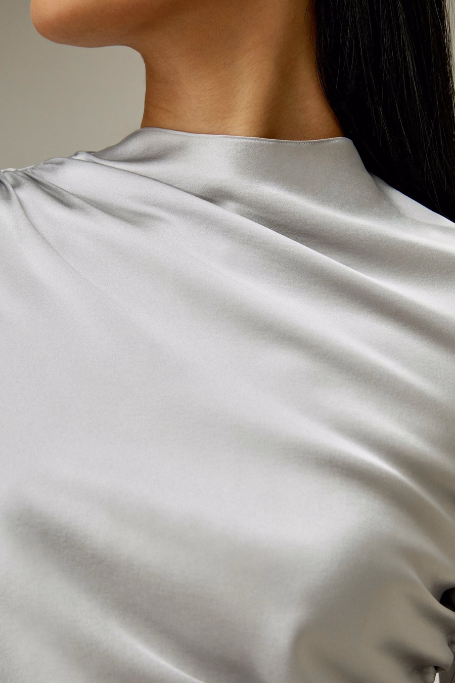 Blouse en soie à vagues obliques