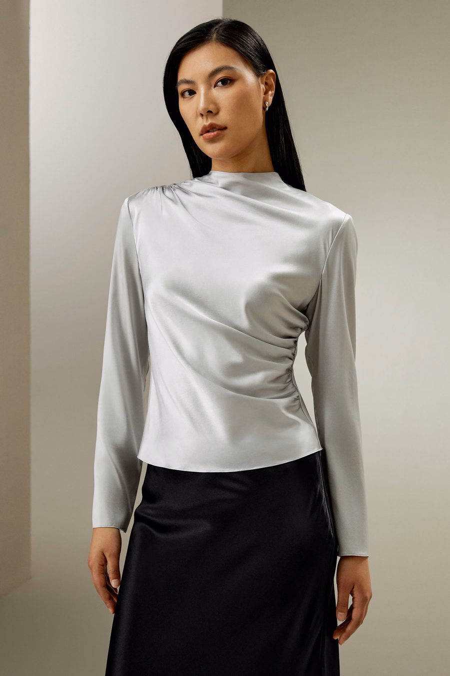 Blouse en soie à vagues obliques
