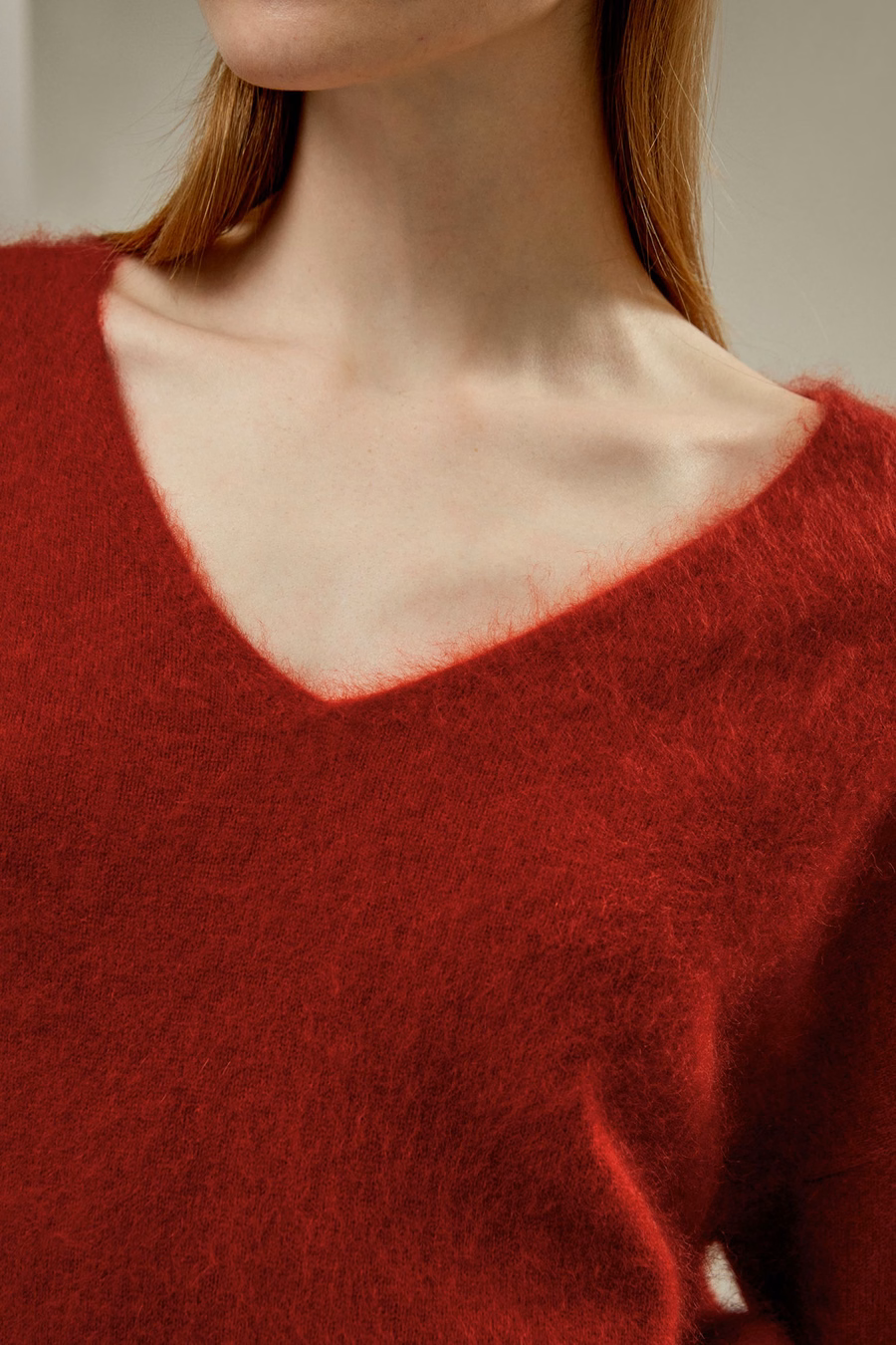 Pull en cachemire à col en V brossé