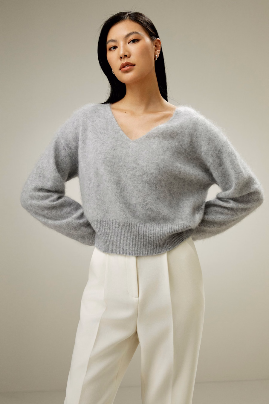 Pull en cachemire à col en V brossé