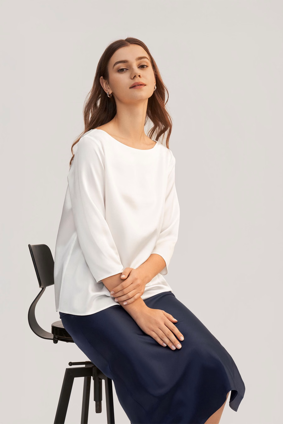 Blouse en soie à col bateau à manches 3/4