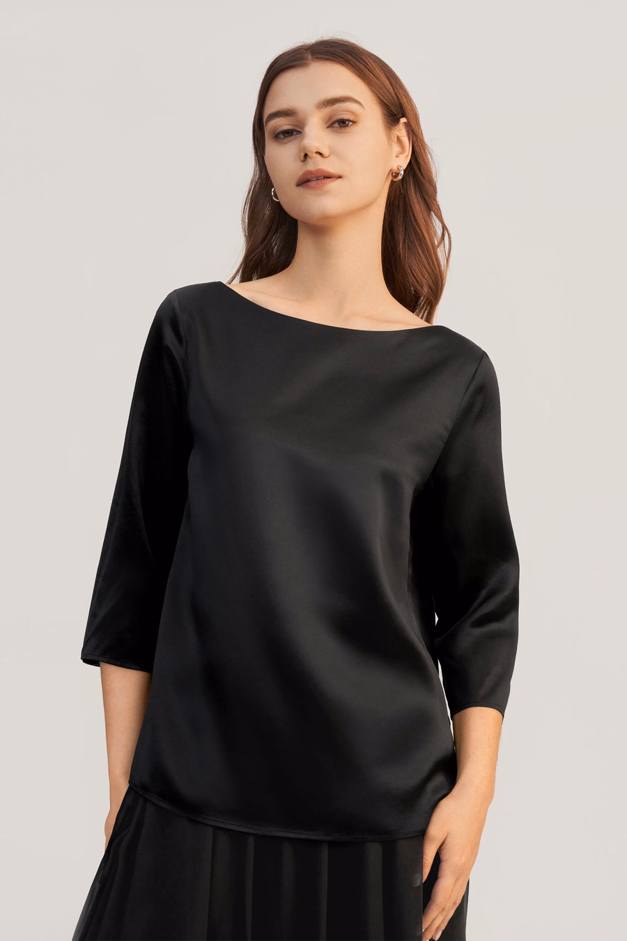 Blouse en soie à col bateau à manches 3/4