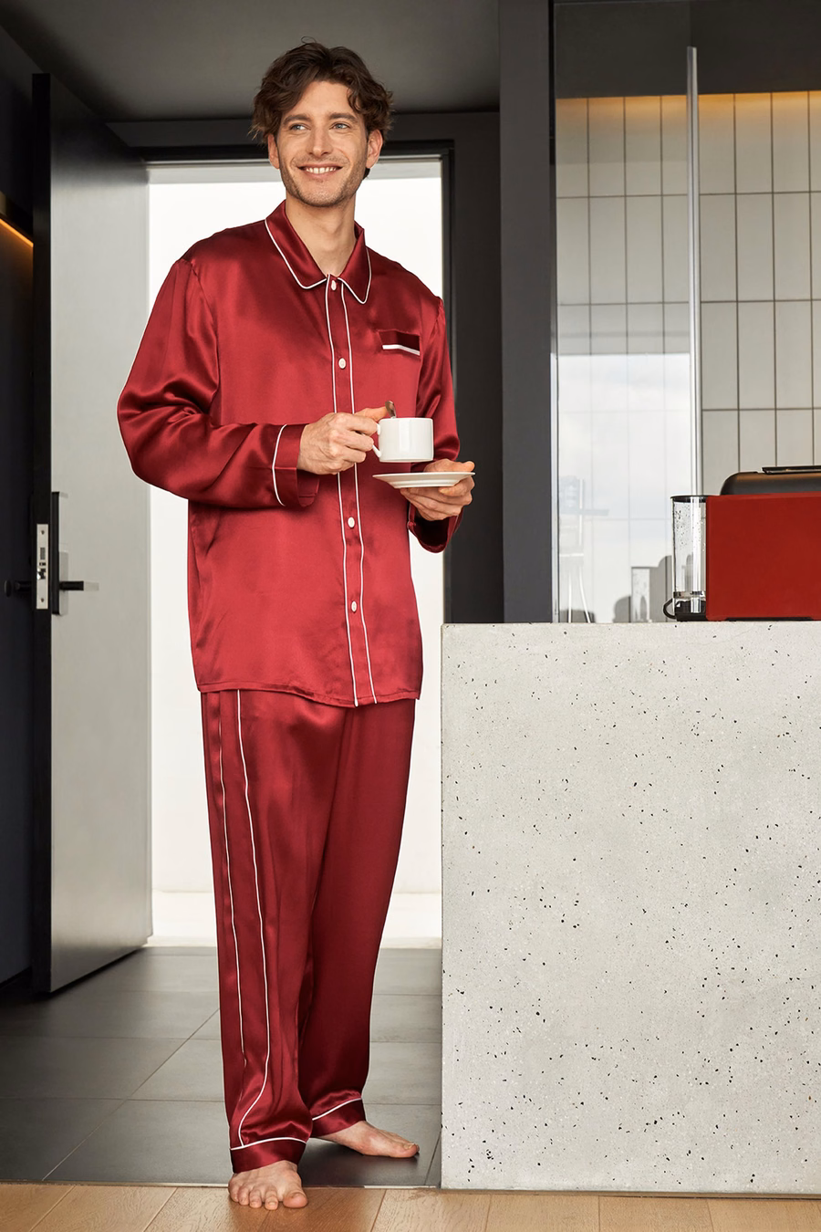 Ensemble de pyjama en soie unique avec passepoil à double rangée