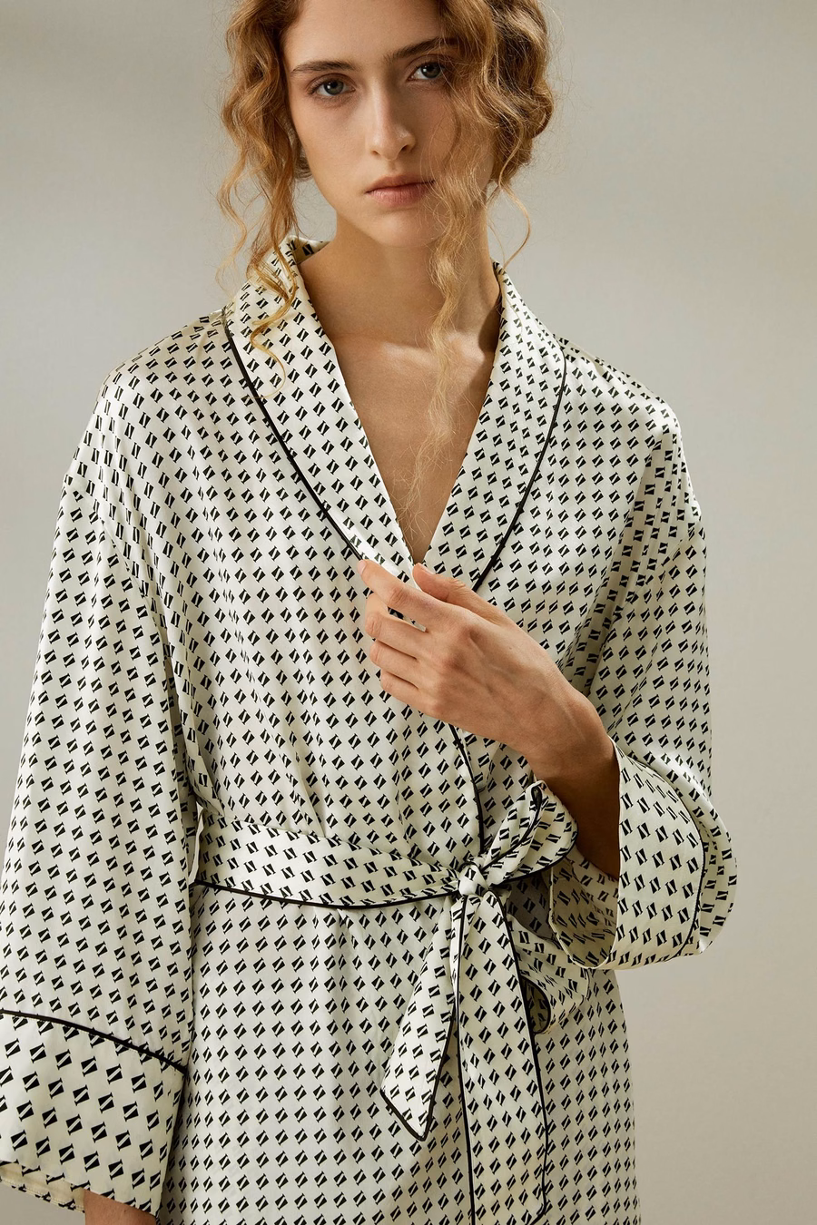 Pena Robe avec Pantalon