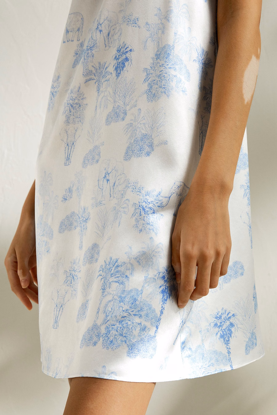 La robe de nuit midi La Terra