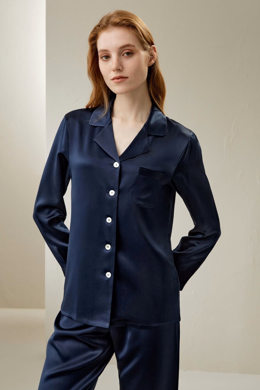 Ensemble de vêtements de nuit en soie pour femmes