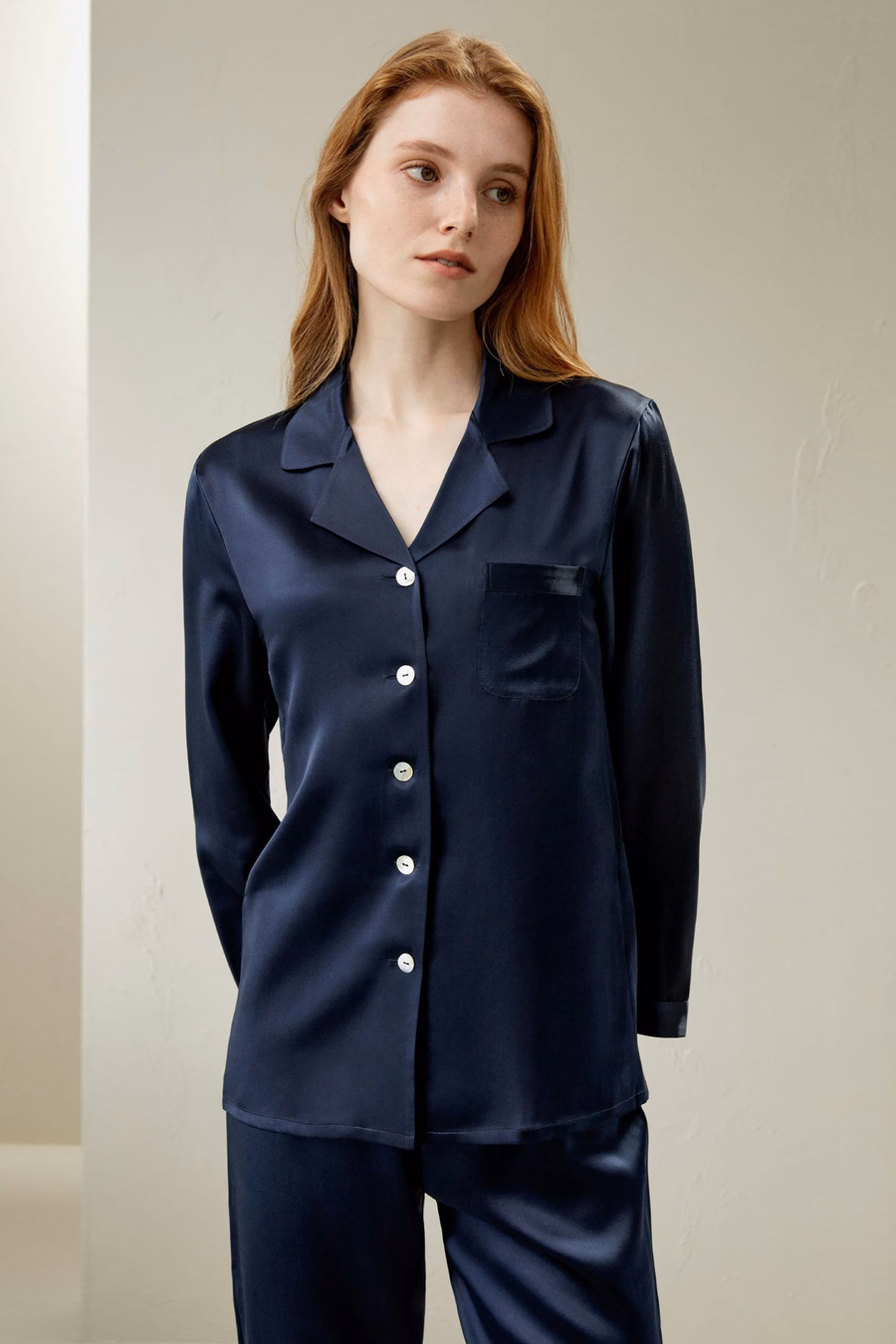 Ensemble de vêtements de nuit en soie pour femmes