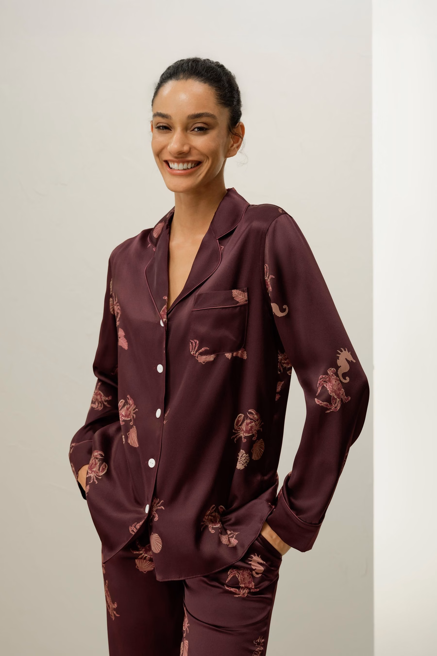 Ensemble de pyjama en soie classique du zodiaque Cancer