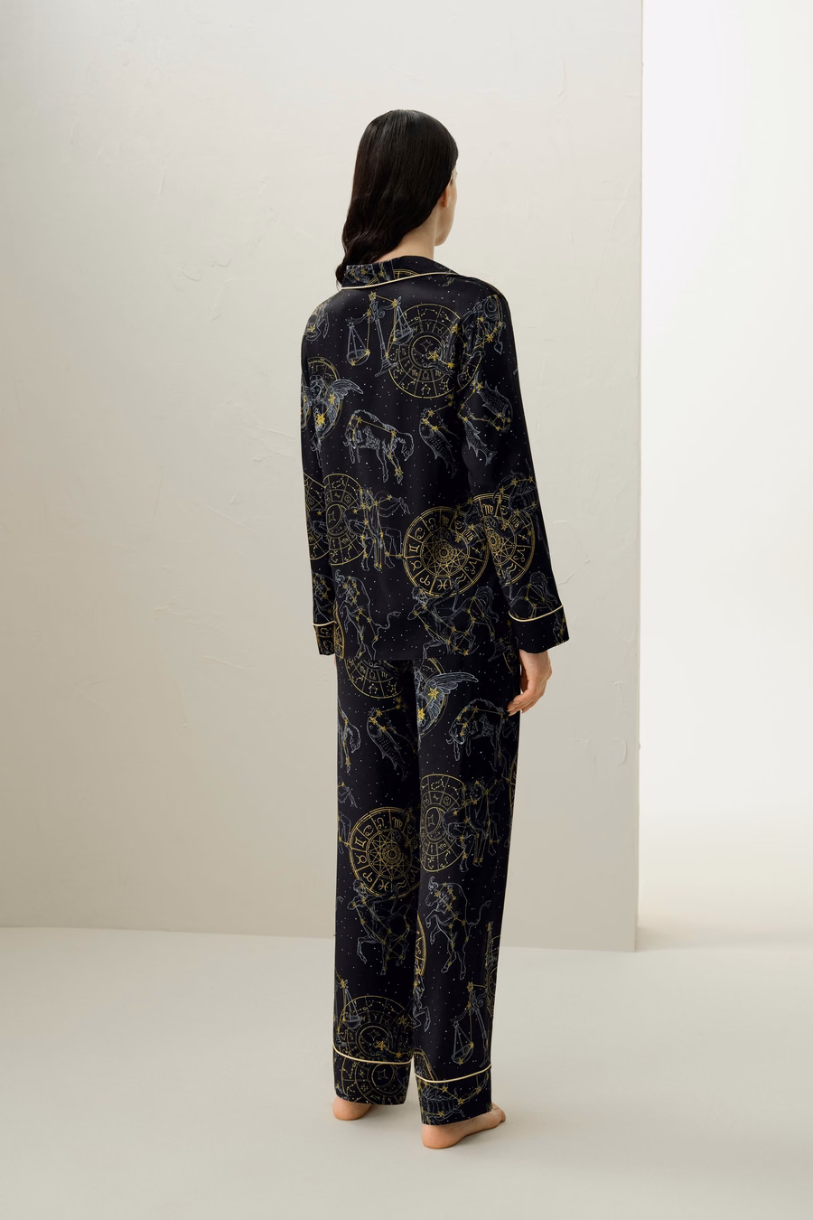 Ensemble de pyjamas en soie classique du zodiaque Vierge