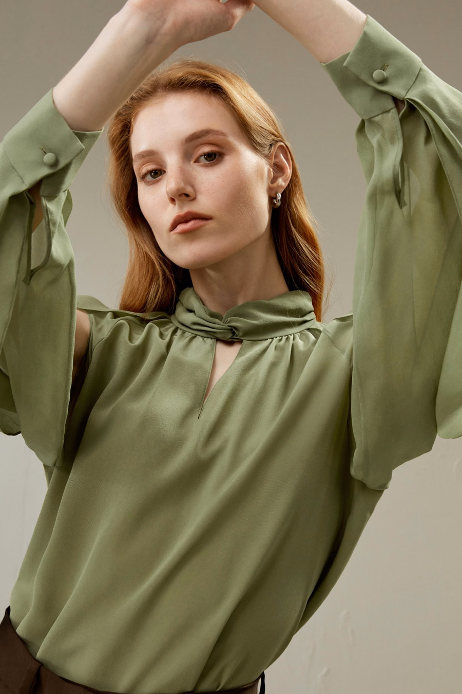 Blouse à manches lanternes et fente sur le côté