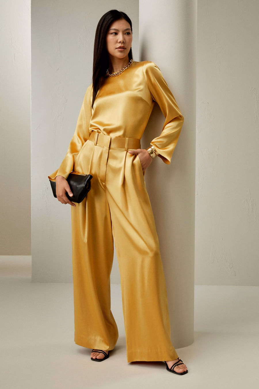 Pantalon palazzo en soie taille haute