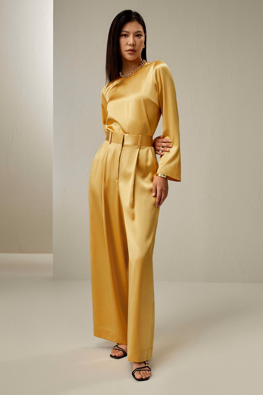Pantalon palazzo en soie taille haute