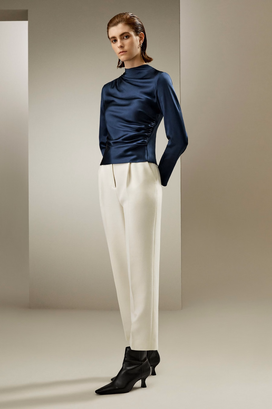 Blouse en soie à vagues obliques