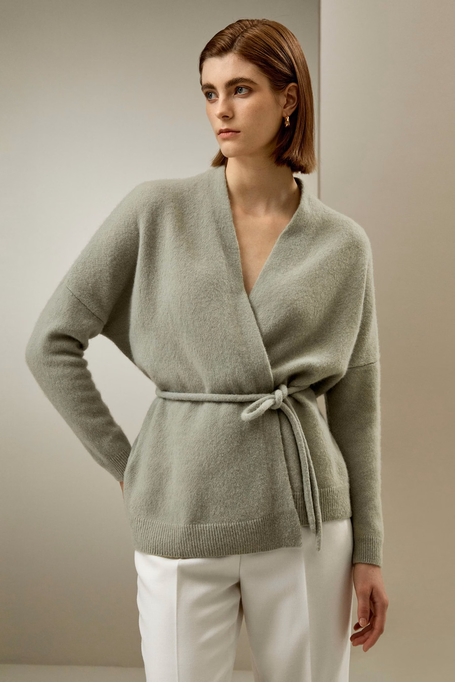 Cardigan en tricot avec enveloppe