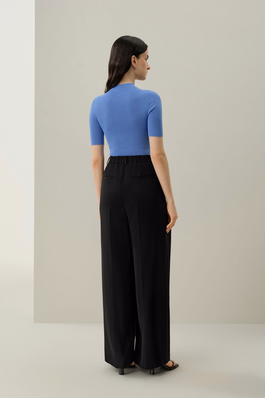 Pantalon large en crépon de soie extensible
