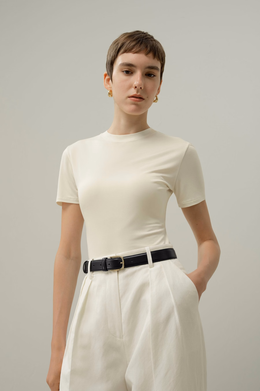 Ceinture en cuir avec boucle en or