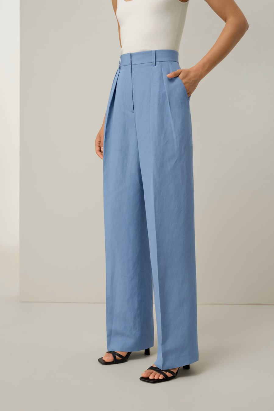 Pantalon large en soie et lin