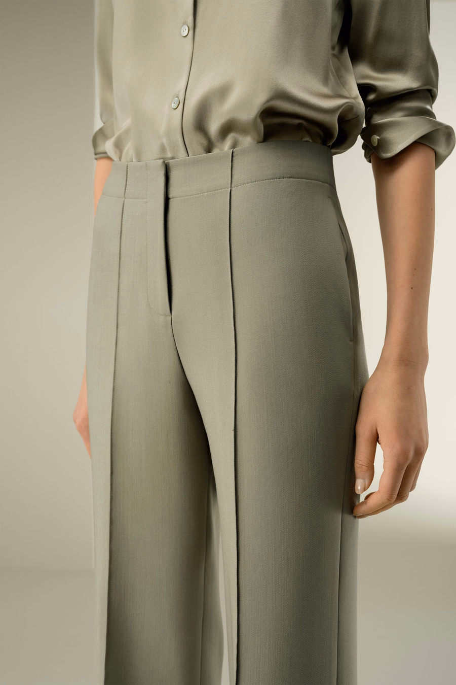 Pantalons Évasés en Soie et Laine