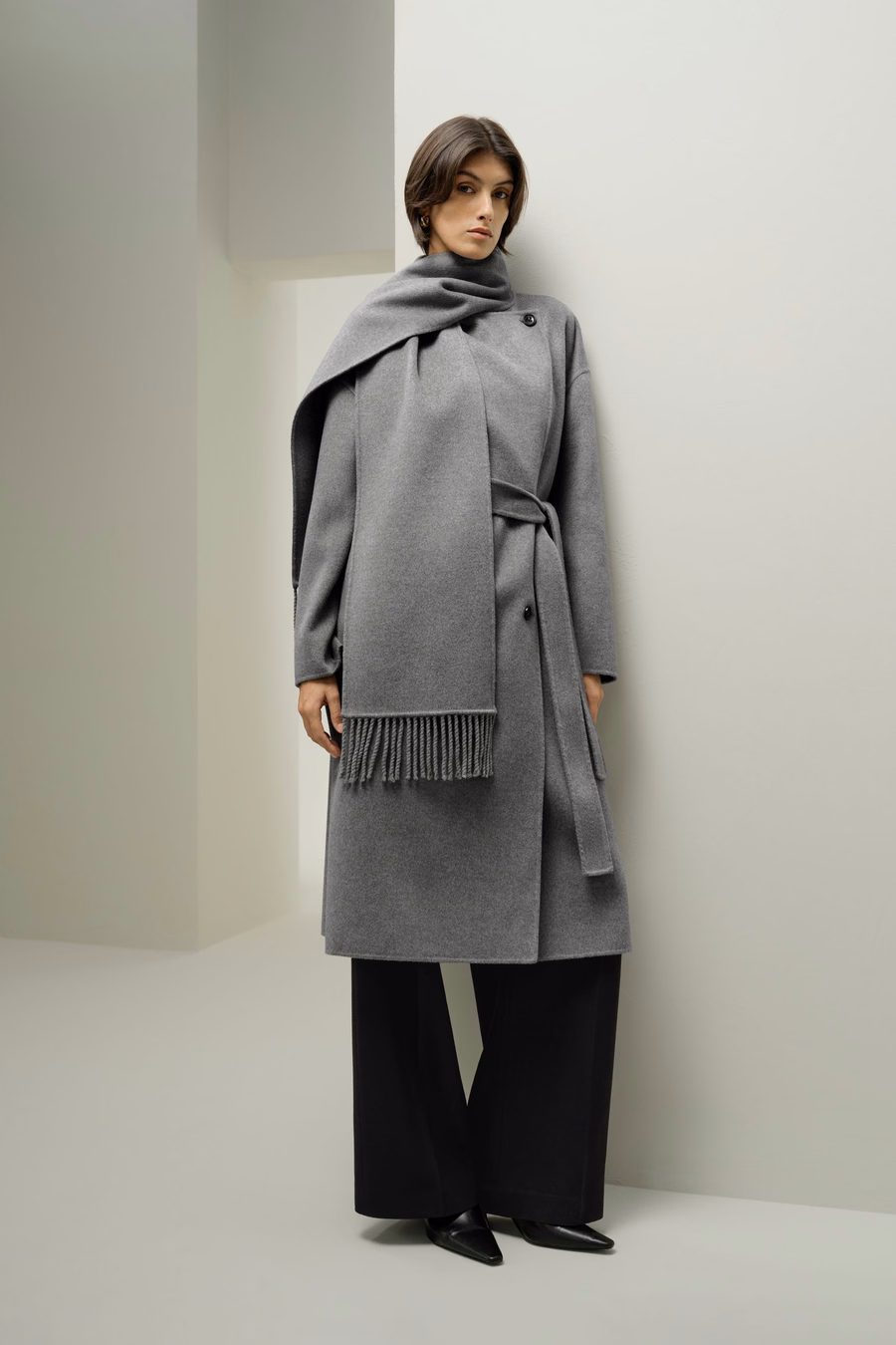 Manteau en mélange de laine avec col en écharpe