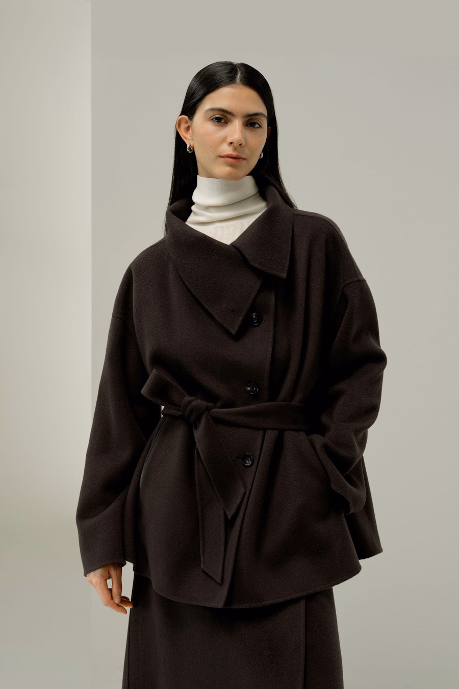 Manteau en Mélange Soie-Laine à Col Convertible