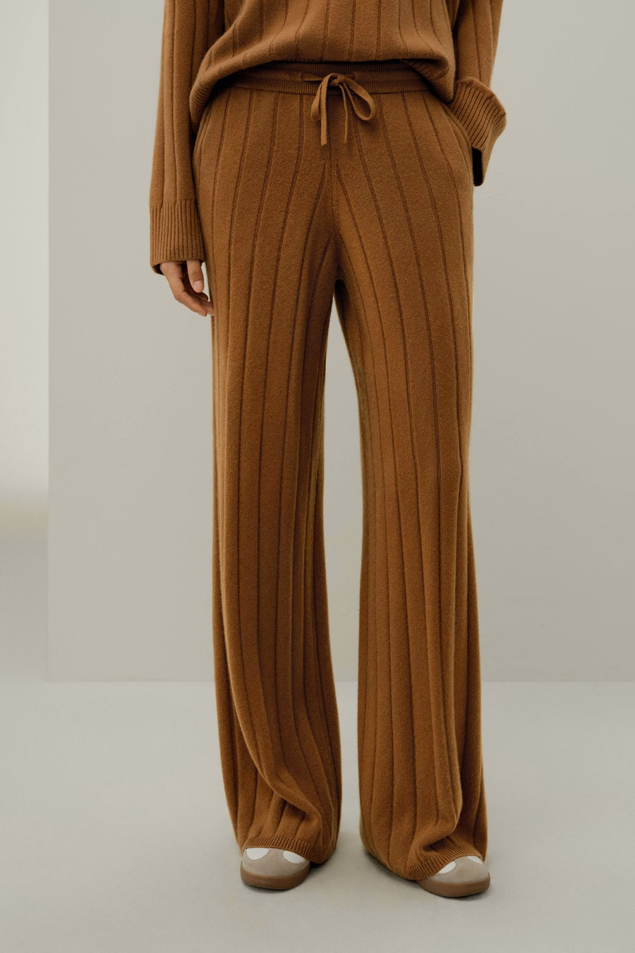 Pantalons à jambes larges côtelés