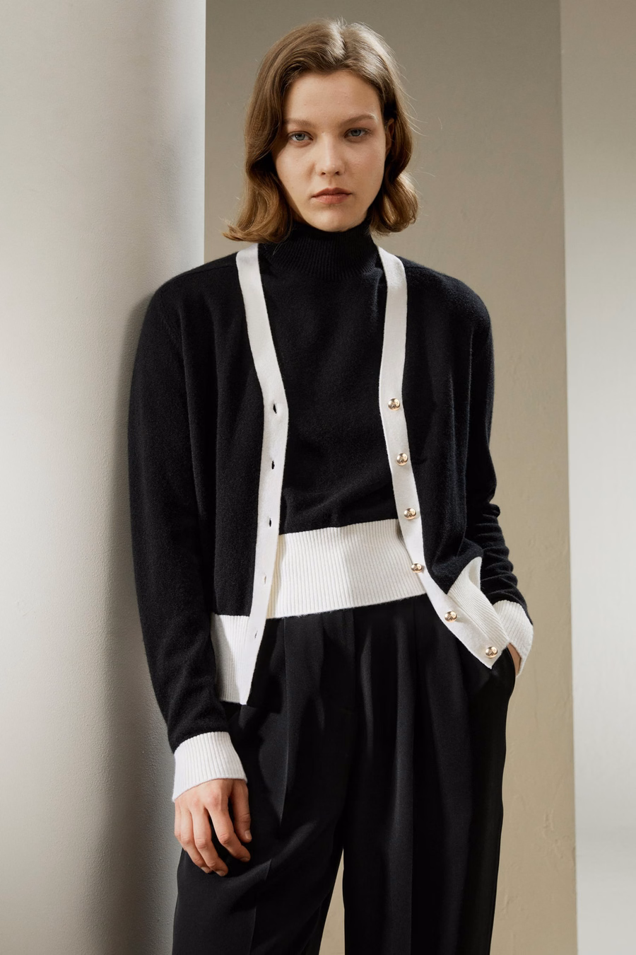 Gilet en Cachemire Gemini avec Ourlet Contrasté