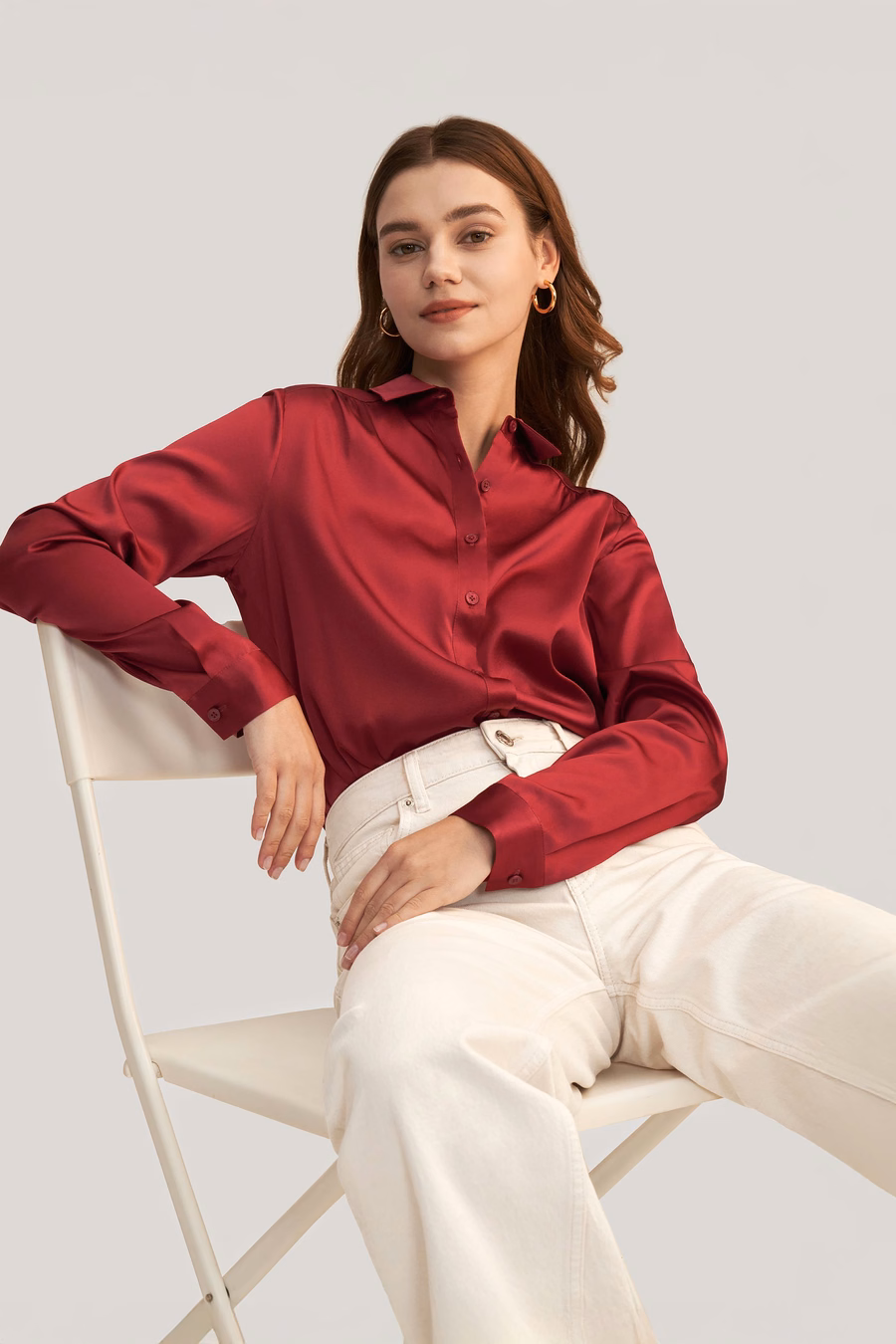Blouse en soie à manches longues et col