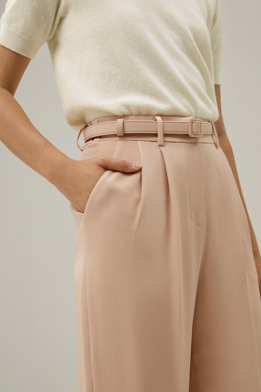 Pantalon droit en soie rose acajou