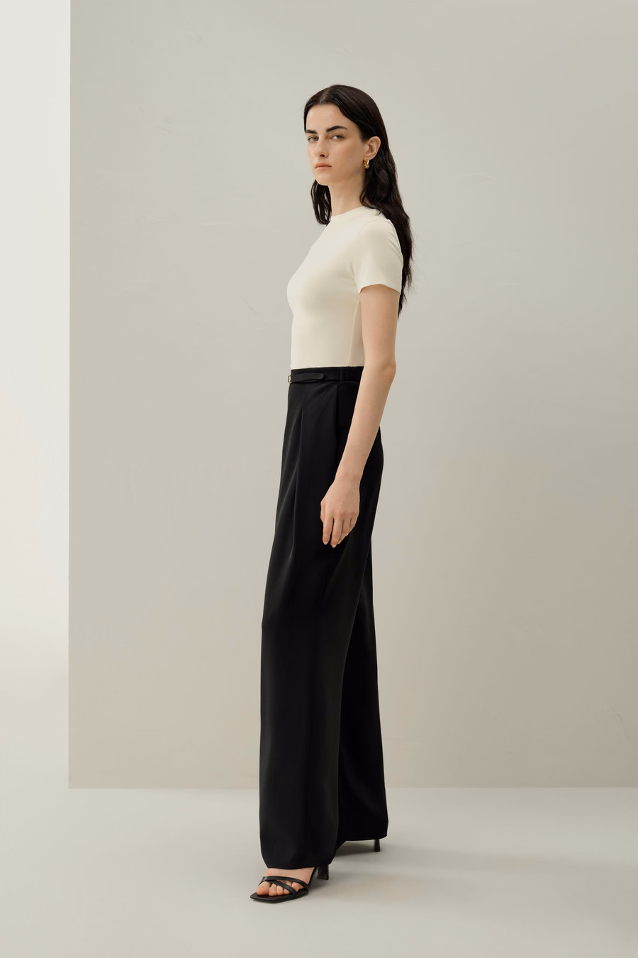Pantalon large en crêpe lourd extensible
