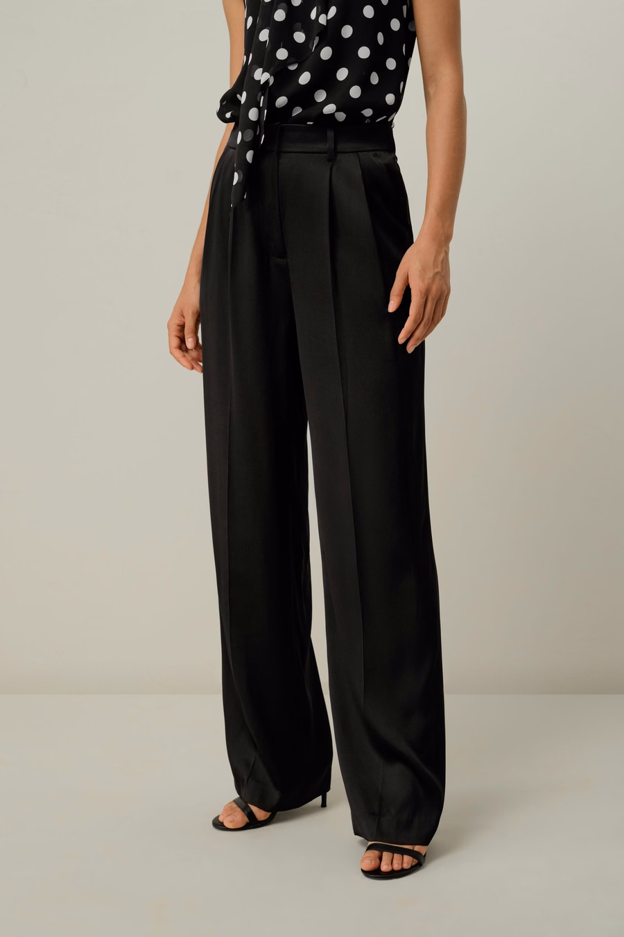 Pantalons droite en Charmeuse double face