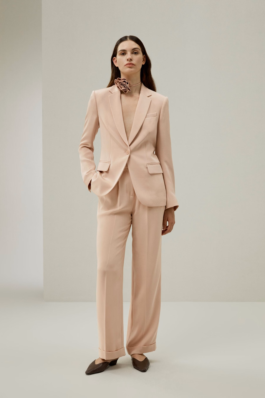 Blazer en soie couleur rose acajou