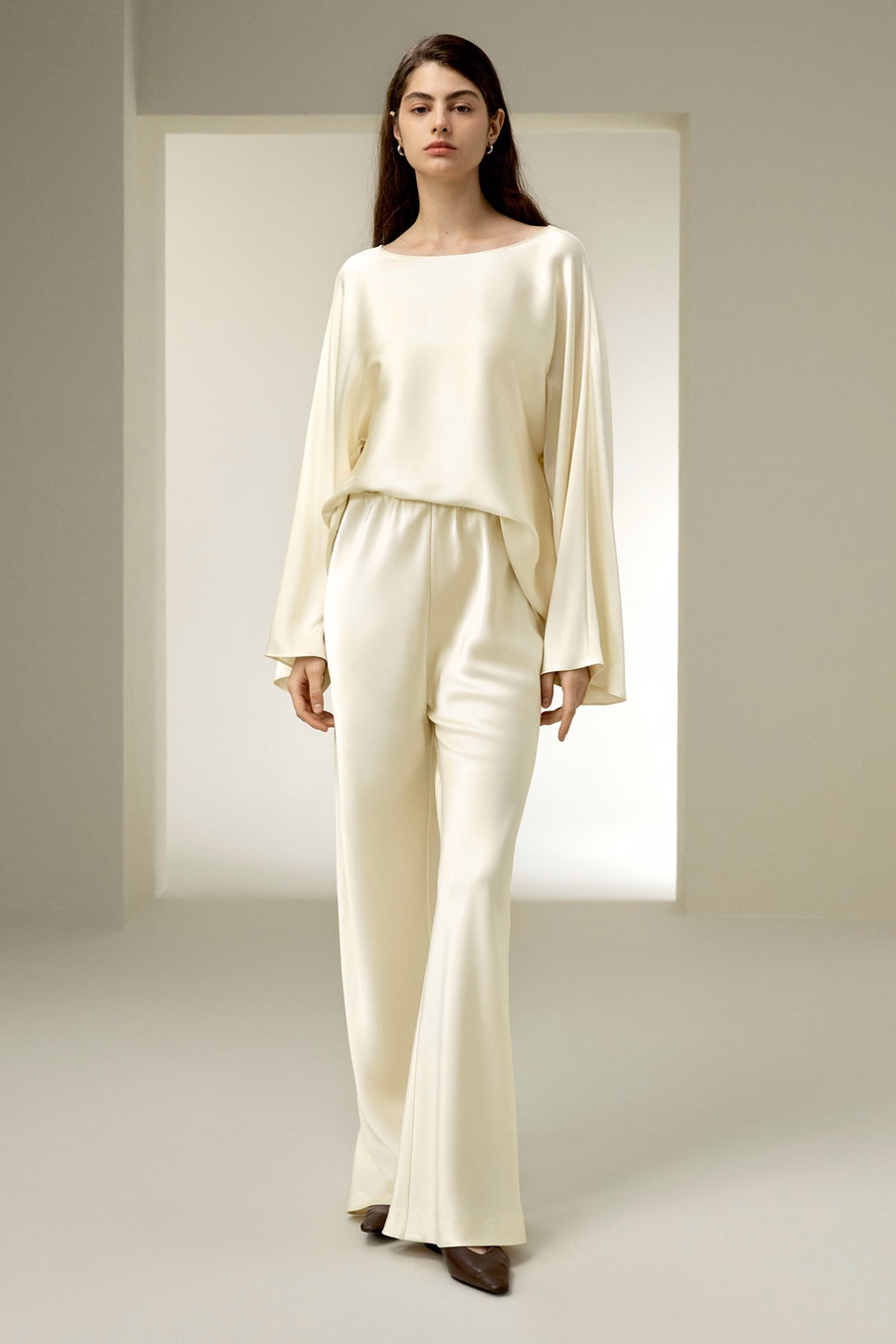Blouse en soie Charmeuse à col rond