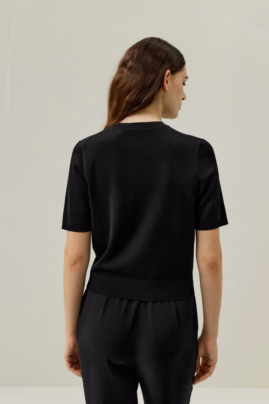 T-shirt en soie à double tricot sophistiqué