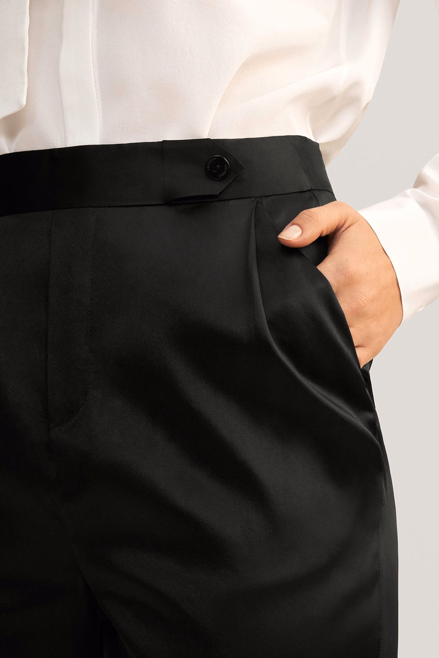 Pantalons cigarette en soie Comfort Fit