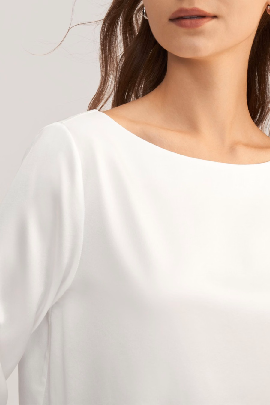 Blouse en soie à col bateau à manches 3/4