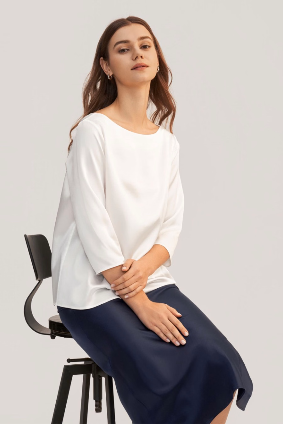 Blouse en soie à col bateau à manches 3/4