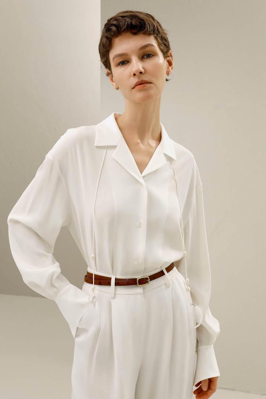 Blouse en soie avec nœud