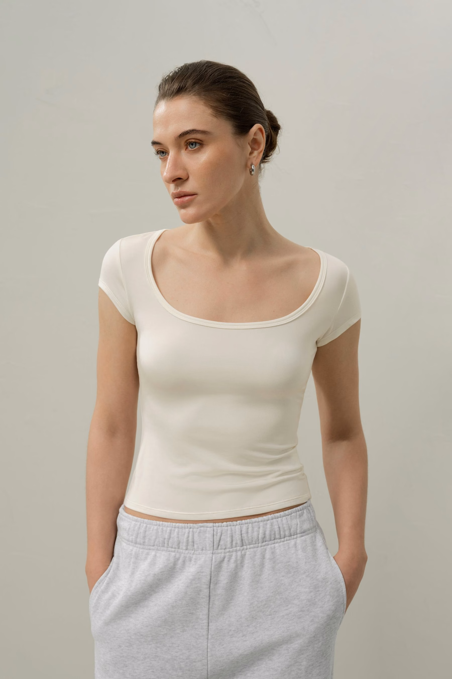 T-shirt à encolure en V Silk Breeze